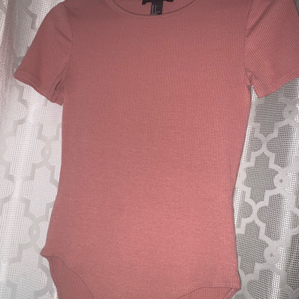 FOREVER 21 PINK BODYSUIT